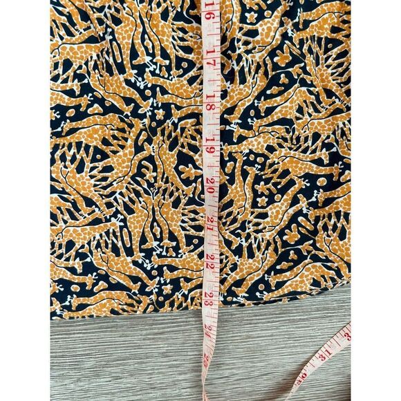 Drake’s London For J. Crew EUC Giraffe Print V-Neck Top Blouse Size 2 - Picture 10 of 11